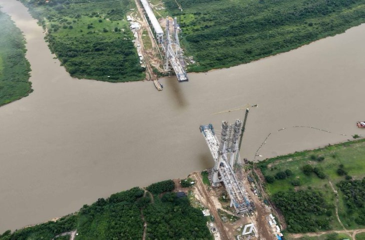 Ponte da Rota Bioceânica se aproxima da ligação final do mês de maio