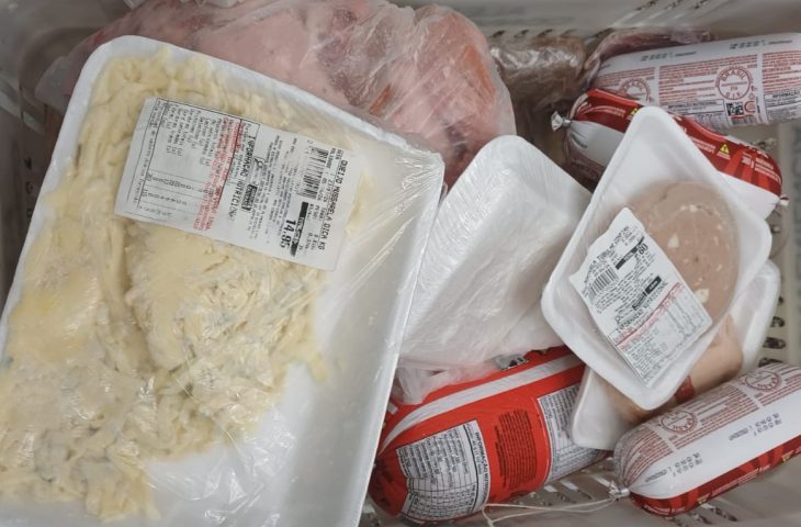 Operação descarta 10,4 toneladas de produtos impróprios para consumo em Campo Grande