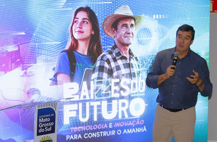 Governo de MS vai oferecer inteligência artificial nas escolas e criar CEP Rural