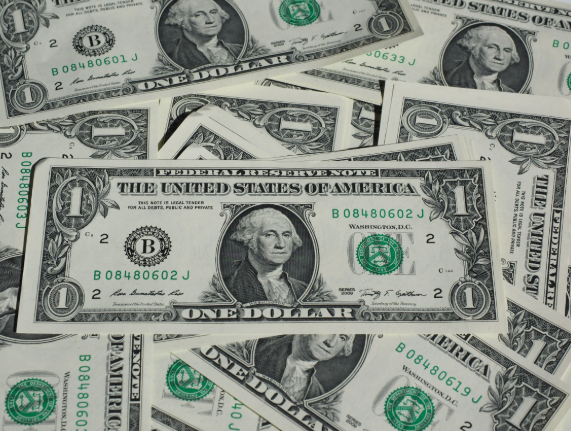 Dólar abre em queda com expectativa por novos dados de emprego nos Estados Unidos