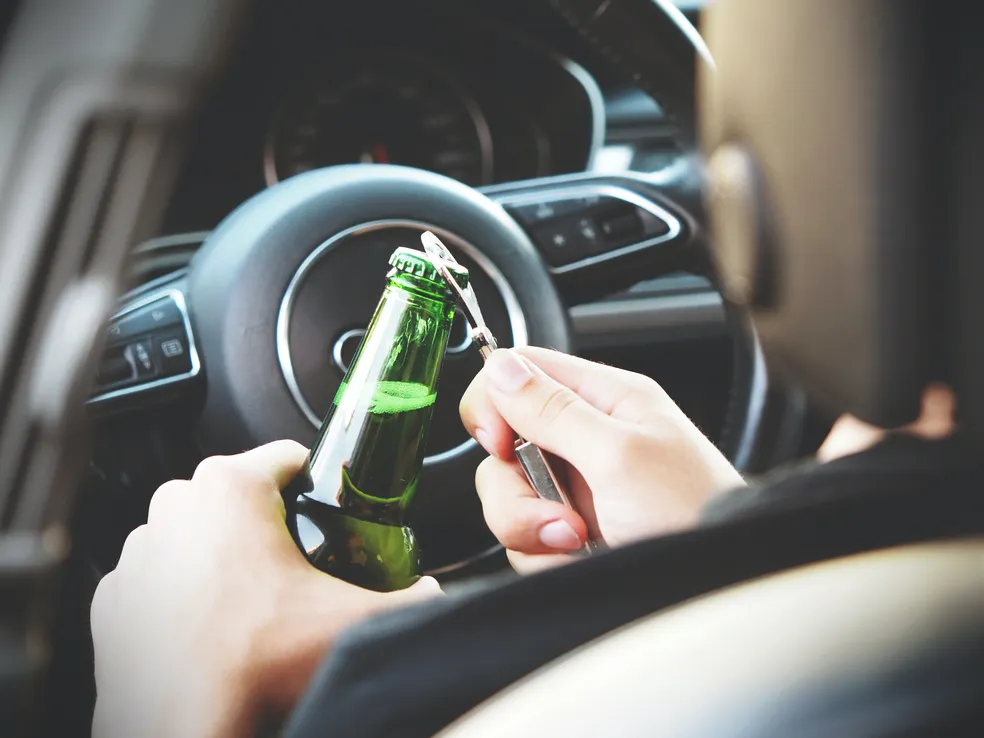 Lei Seca: nova regra vai detectar uso de drogas e fazer pré-teste em motorista para indicar álcool
