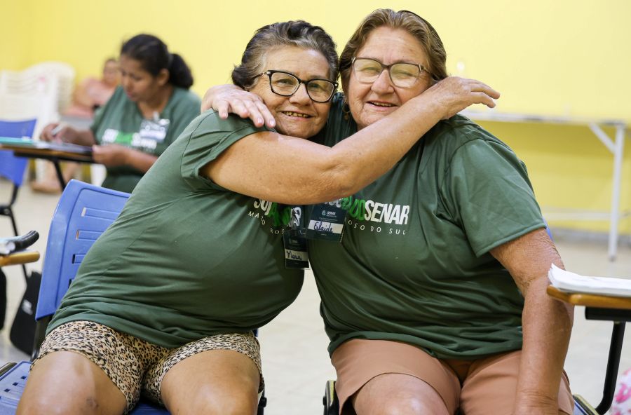 Nunca é tarde para aprender: irmãs voltam a estudar após décadas e realizam sonho em MS