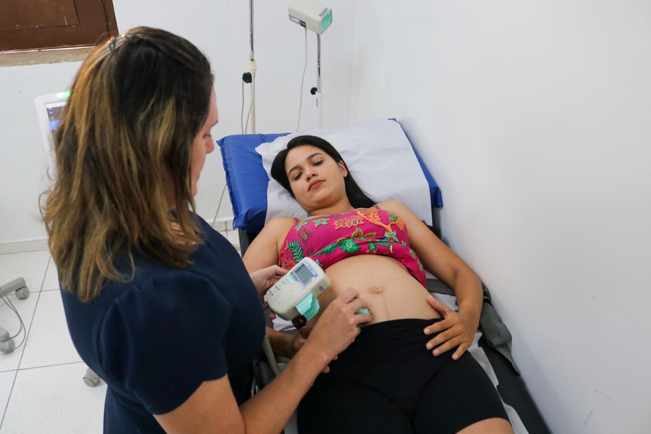 Plano de saúde é condenado após cancelar contrato de gestante de alto risco